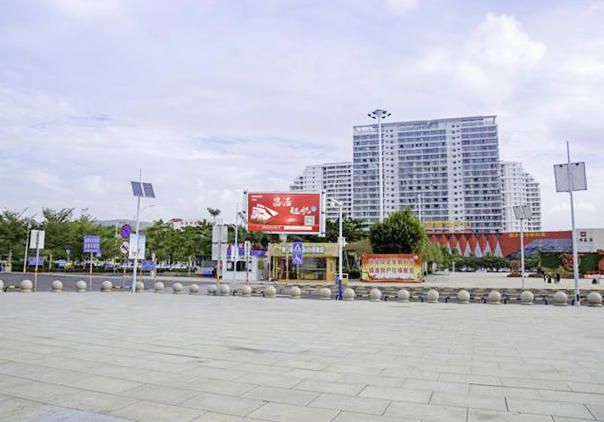 陵水县高铁站广场LED大屏