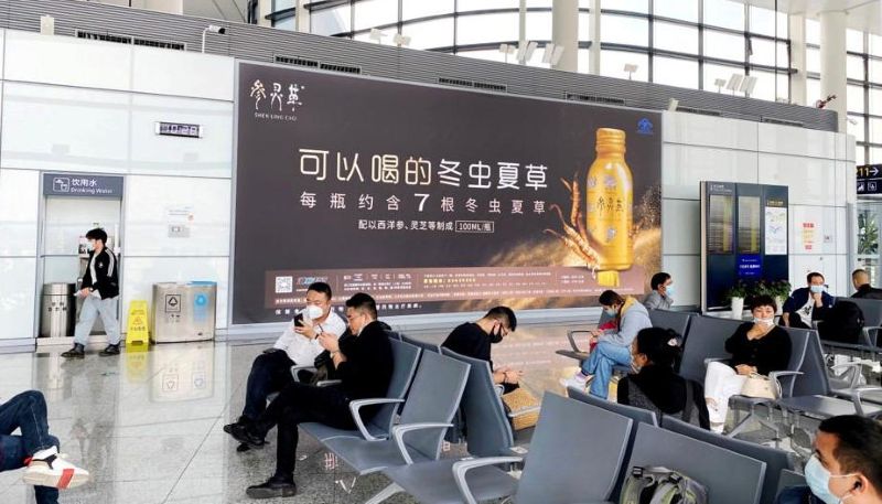 栎社国际机场T2国内出发通廊候机区灯箱