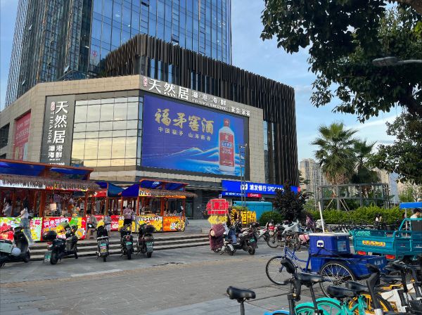 户外广告投放:户外媒体资产证券化与并购估值