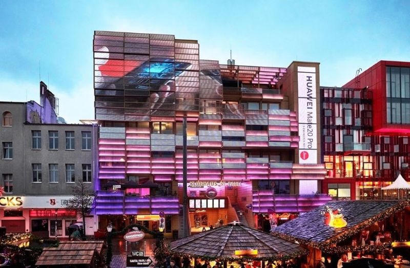 德国汉堡绳索街(Reeperbahn)大屏