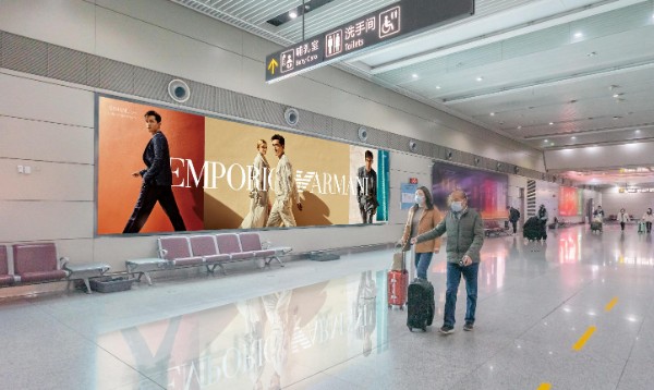 贵阳龙洞堡国际机场T2行李提取大厅出口灯箱