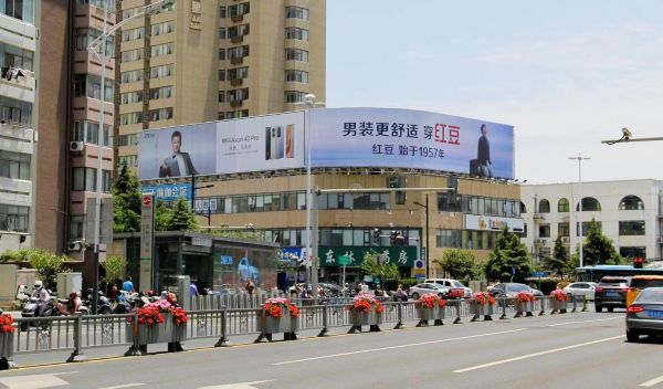 无锡东林大酒店大牌