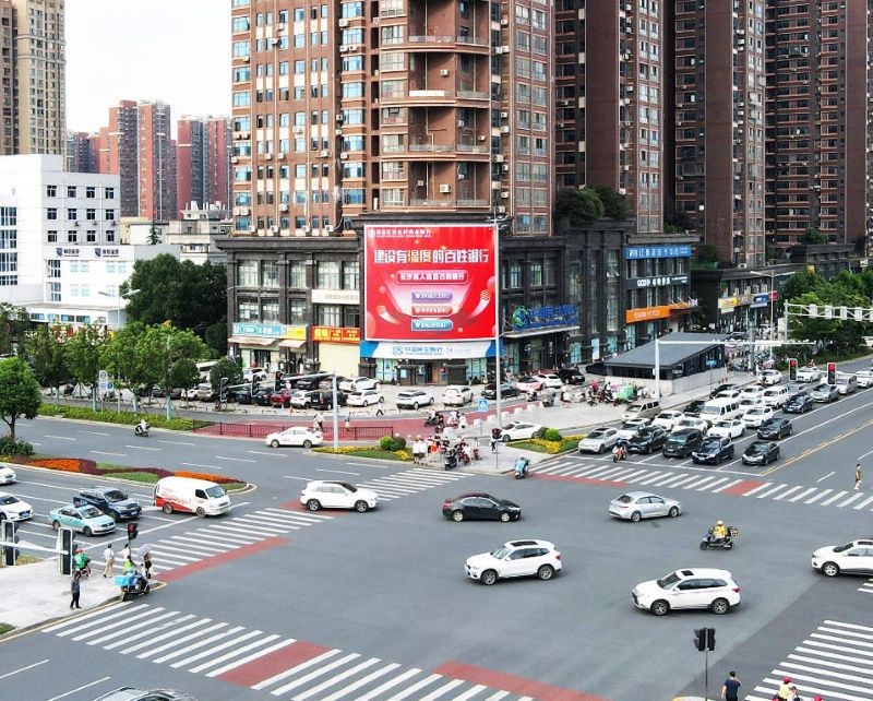 长沙尚城商务楼LED大屏