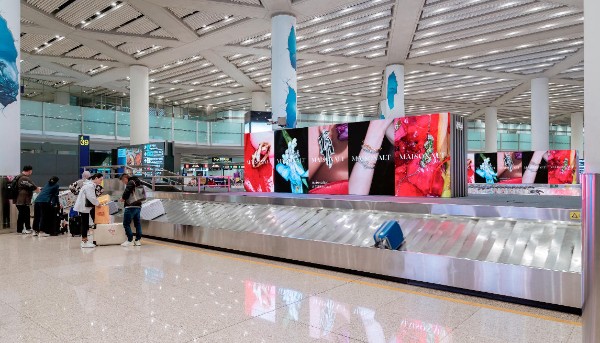 北京首都机场T3国际行李提取厅LED