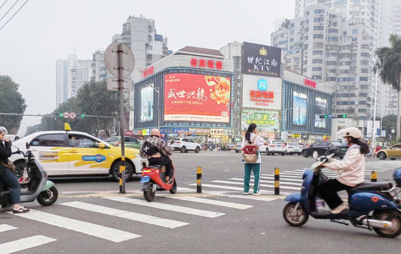 海口交界信兴电器城LED大屏