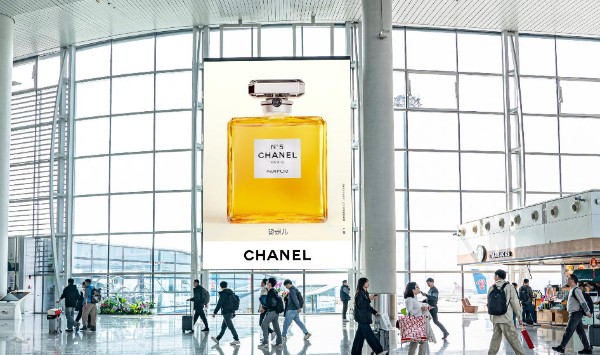 广州白云机场广告投放完全指南：资源、策略与避坑