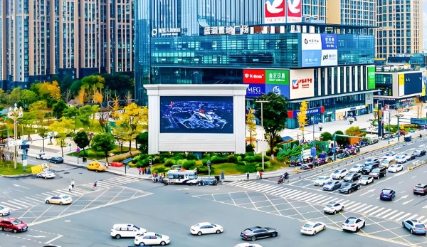 成都蓝润置地广场LED大屏