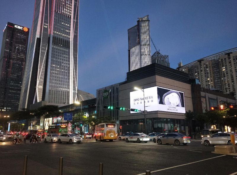 深圳星河COCOPARKLED大屏