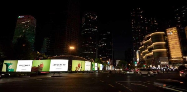 杭州万象城超级灯箱矩阵