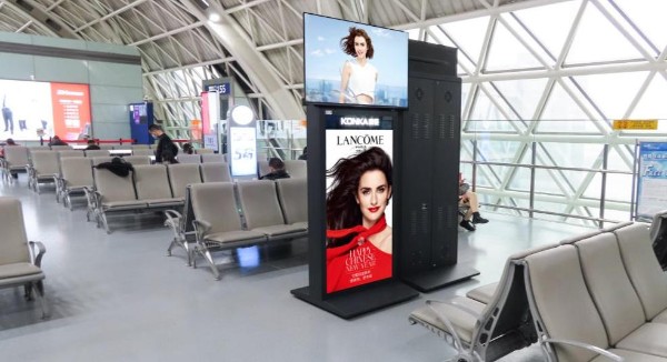 成都双流国际机场T2国内出发及到达刷屏机