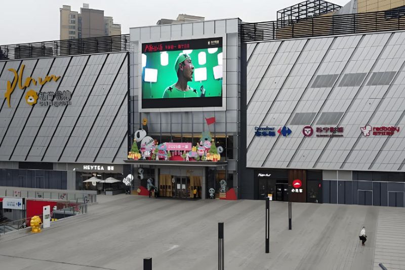 LED Screen at Suning Plaza, Xindu District, Chengdu