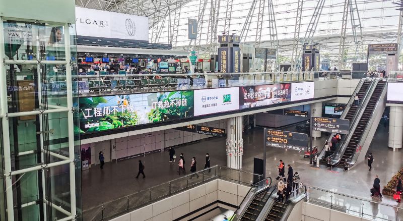 白云国际机场T1出发主楼LED套装