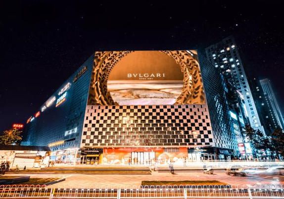 沈阳青年大街万达广场LED大屏