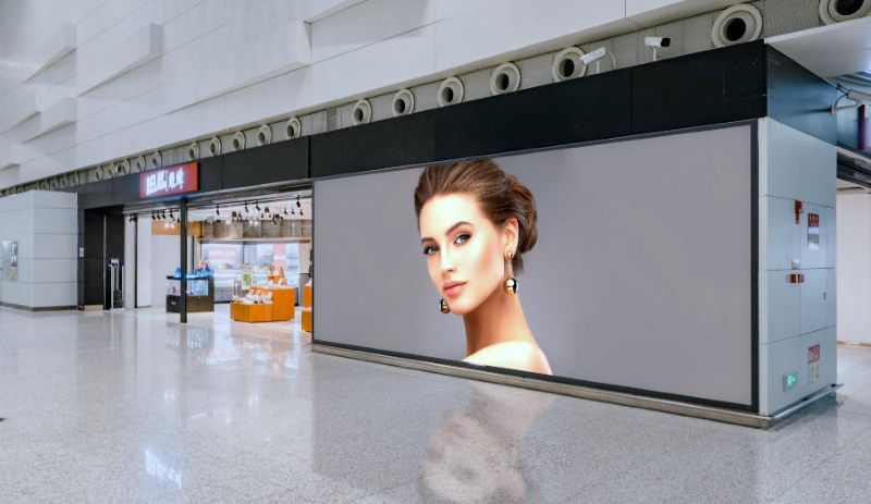 白云国际机场T2国内出发安检通道墙体灯箱