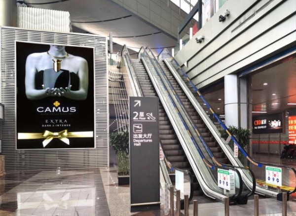 Taiyuan Wusu Airport T2 First Floor Arrival Escalator Side Lightbox