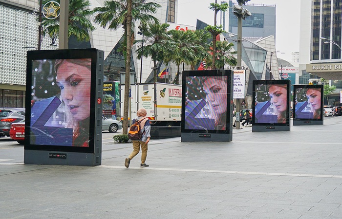 Measuring Impact: The Science and Art of Evaluating Out of Home Advertising Effectiveness
