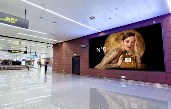 沈阳桃仙国际机场T3国际到达行李厅灯箱套装