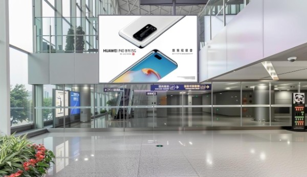 成都双流国际机场T2二层到达夹层正迎面灯箱