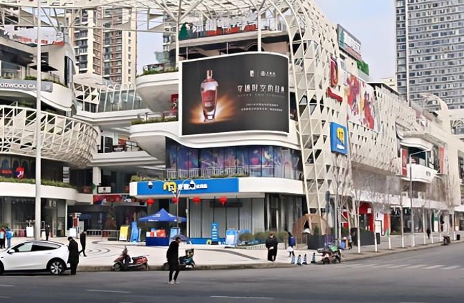 成都府青路王府井LED大屏