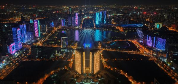 合肥天鹅湖全景灯光秀