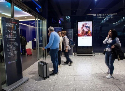 机场广告屏投放攻略：从零到一的完整步骤与效果评估