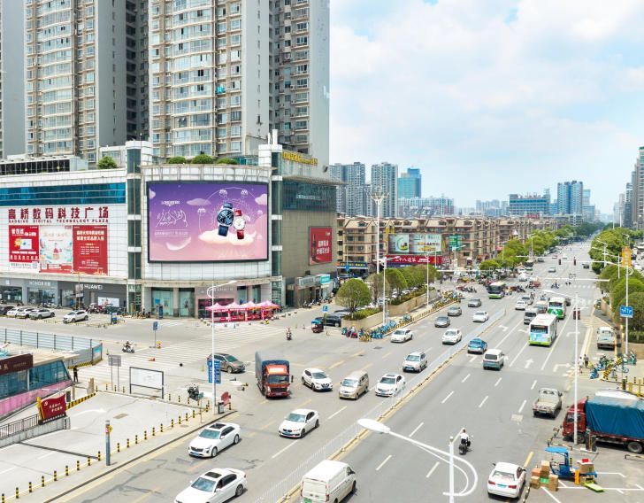 长沙高桥电脑大世界LED屏