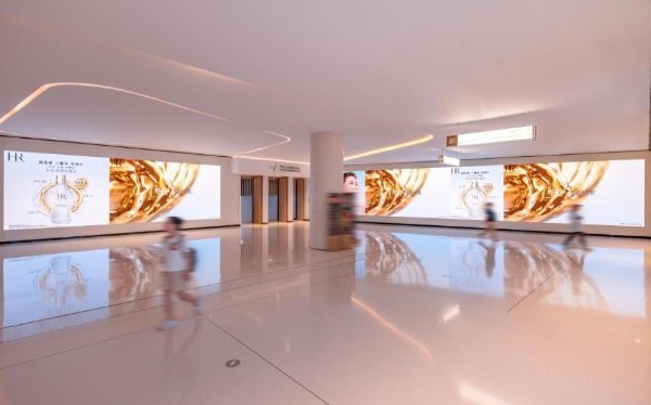 深圳湾万象城地铁通道连廊A区LED