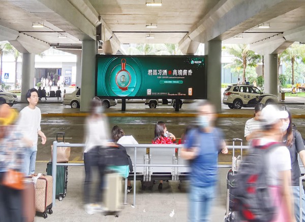 海口美兰机场T1一层到达区车道LED
