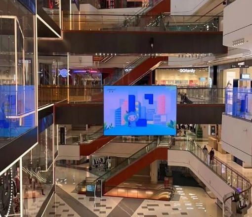 重庆龙湖时代天街E馆中庭LED