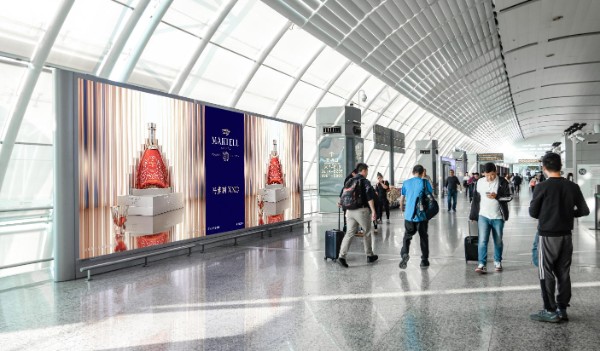 广州白云国际机场T1国内出发安检灯箱套装